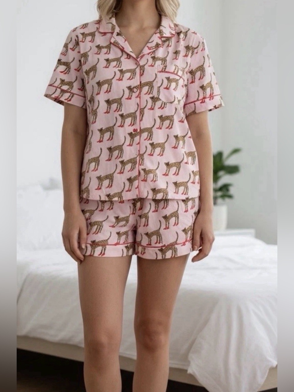NWOT Bouffants and Broken Hearts Cheetah Shorty Pajama Set PJ XL
